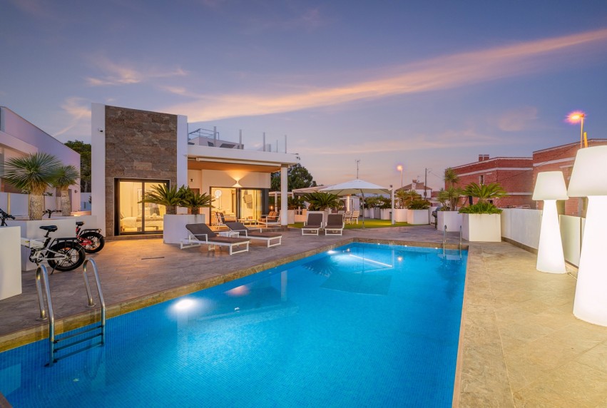 Herverkoop - Villa - Orihuela Costa - Villamartín