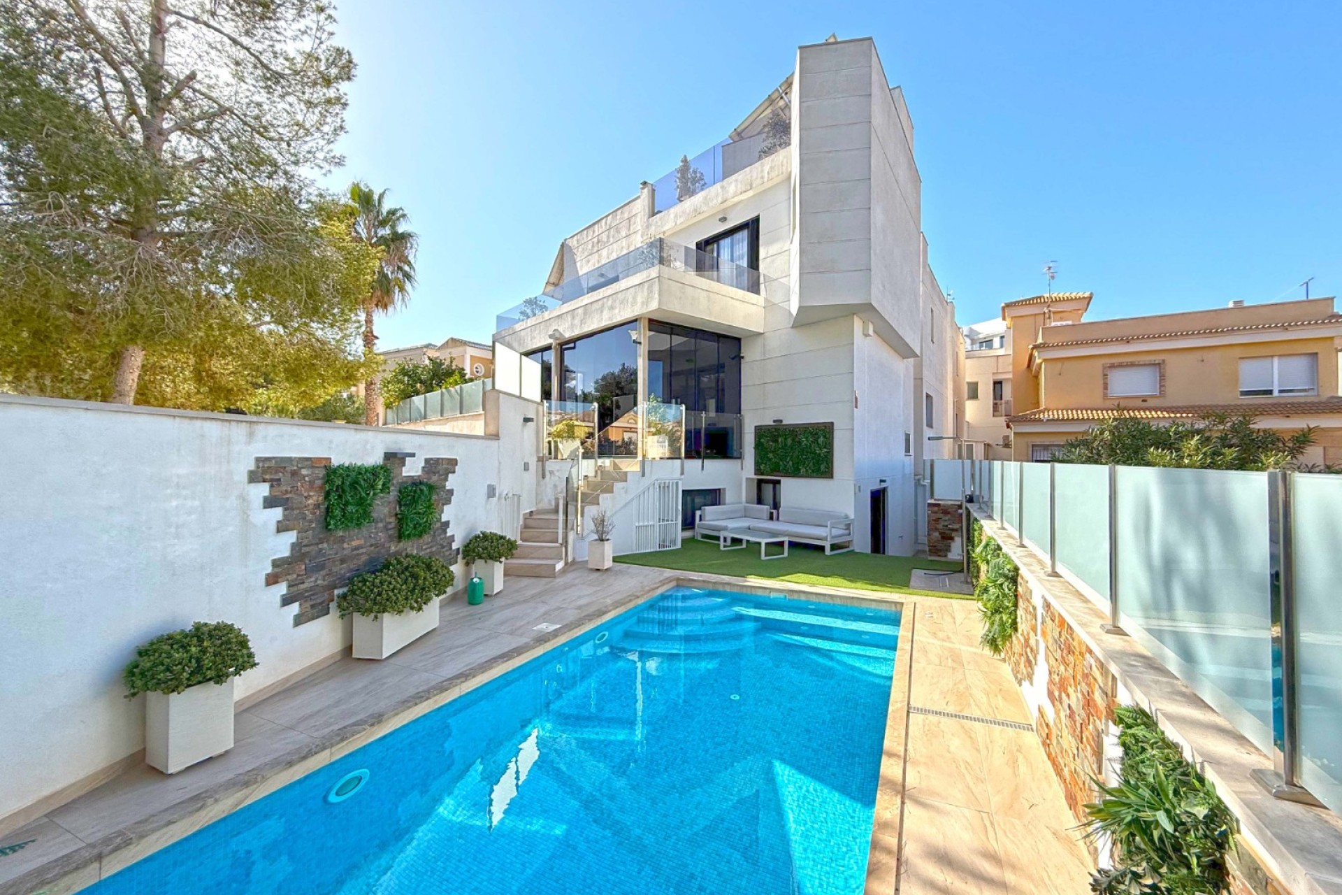 Herverkoop - Villa - Orihuela Costa - Villamartín
