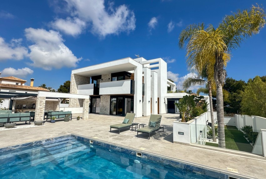 Herverkoop - Villa - Orihuela Costa - Villamartín