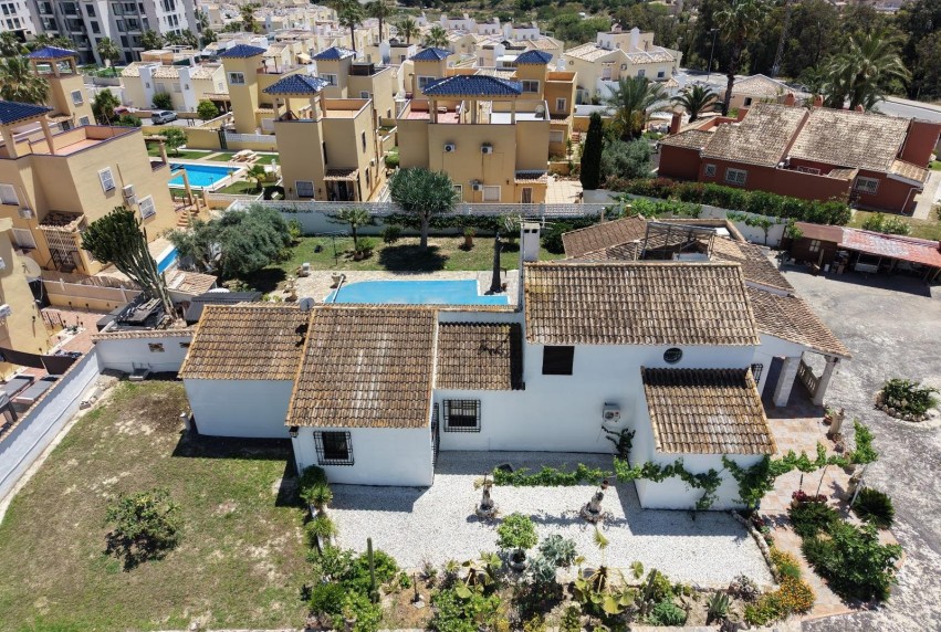 Herverkoop - Villa - Orihuela Costa - Villamartín