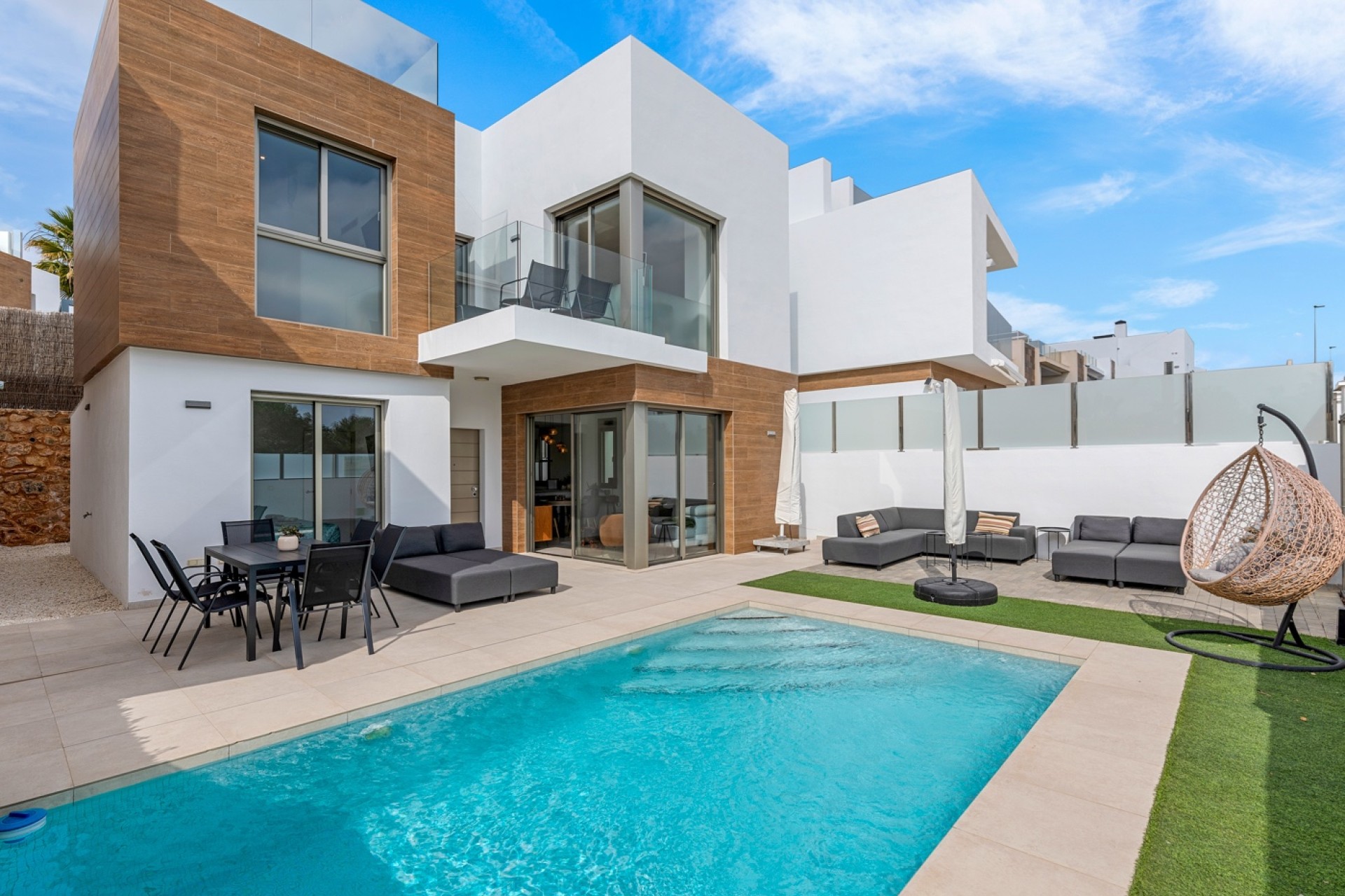 Herverkoop - Villa - Orihuela Costa - Villamartín