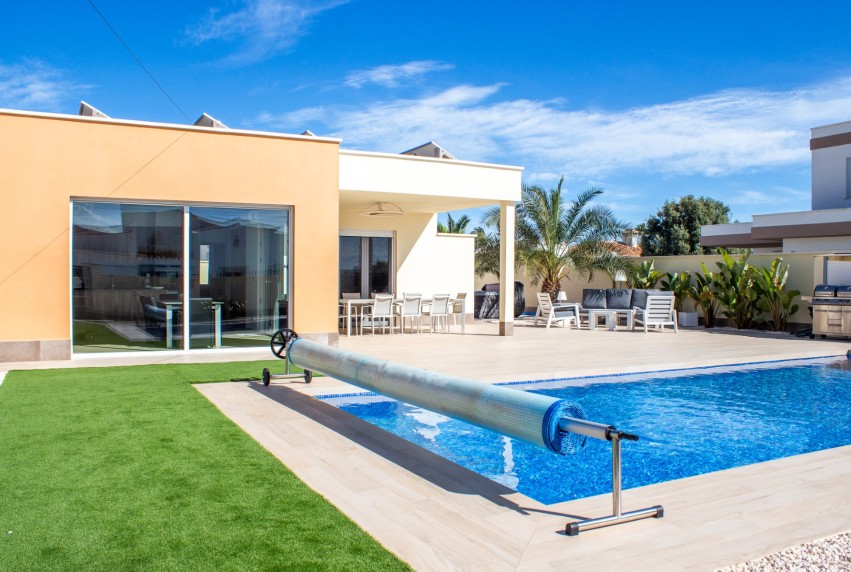Herverkoop - Villa - Torrevieja - La Siesta