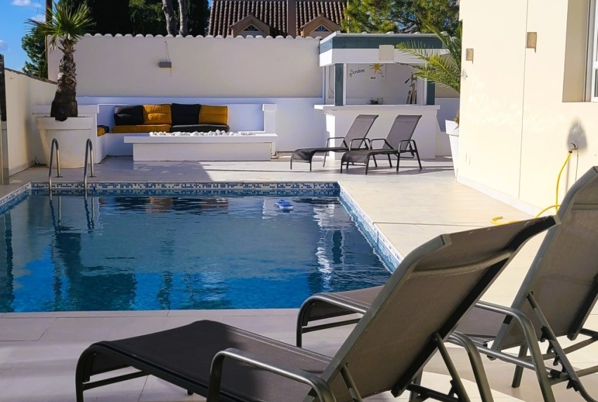 Herverkoop - Villa - Torrevieja - Los Balcones