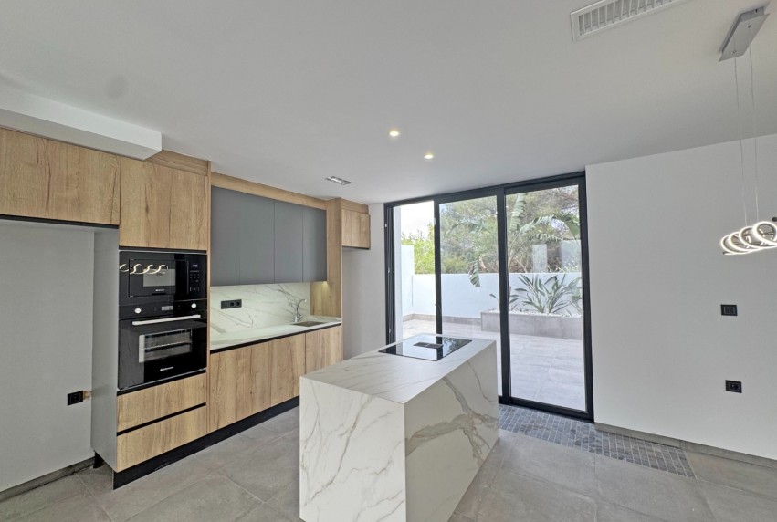 Herverkoop - Villa - Torrevieja - Los Balcones