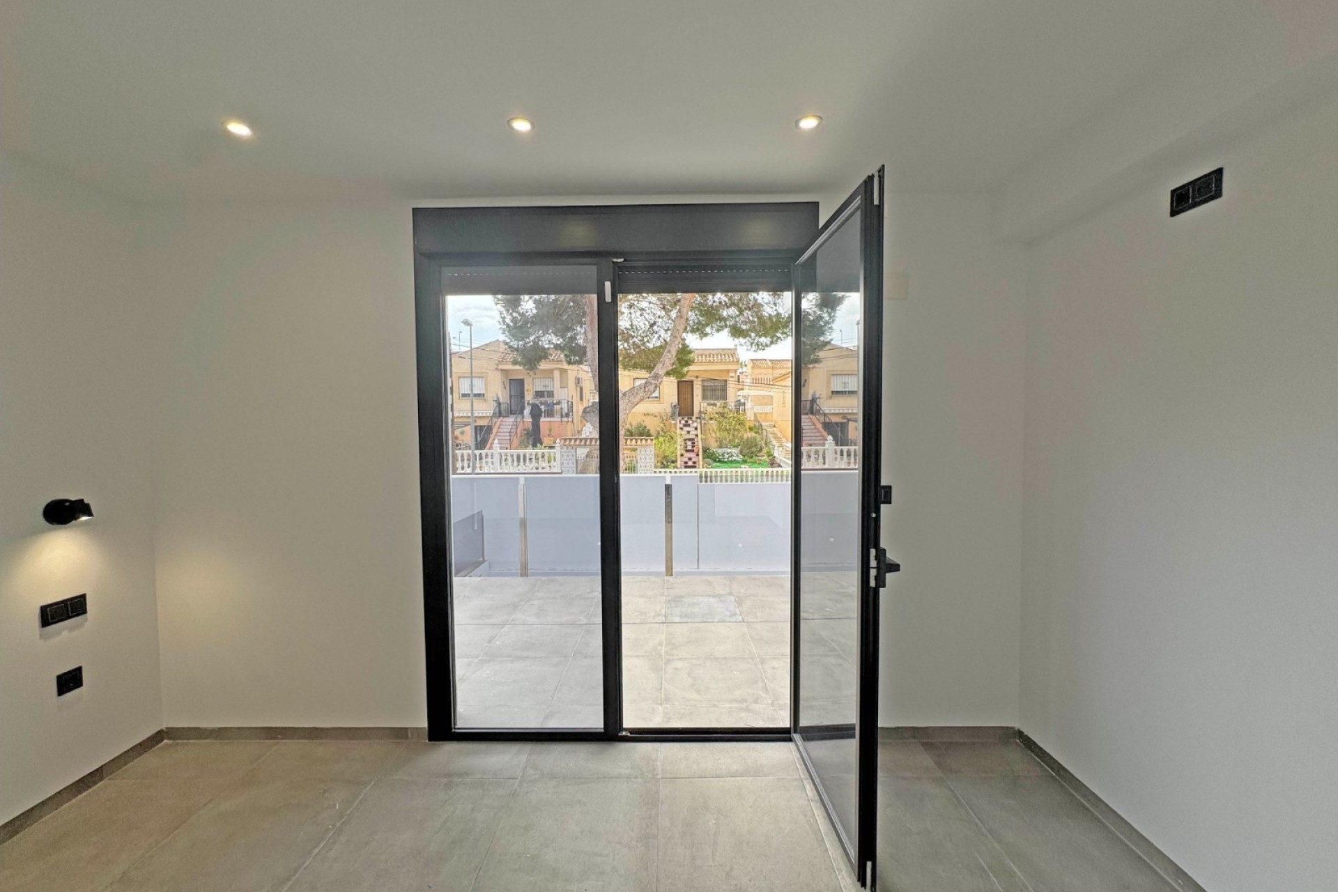 Herverkoop - Villa - Torrevieja - Los Balcones