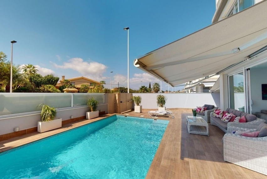 Herverkoop - Villa - Torrevieja