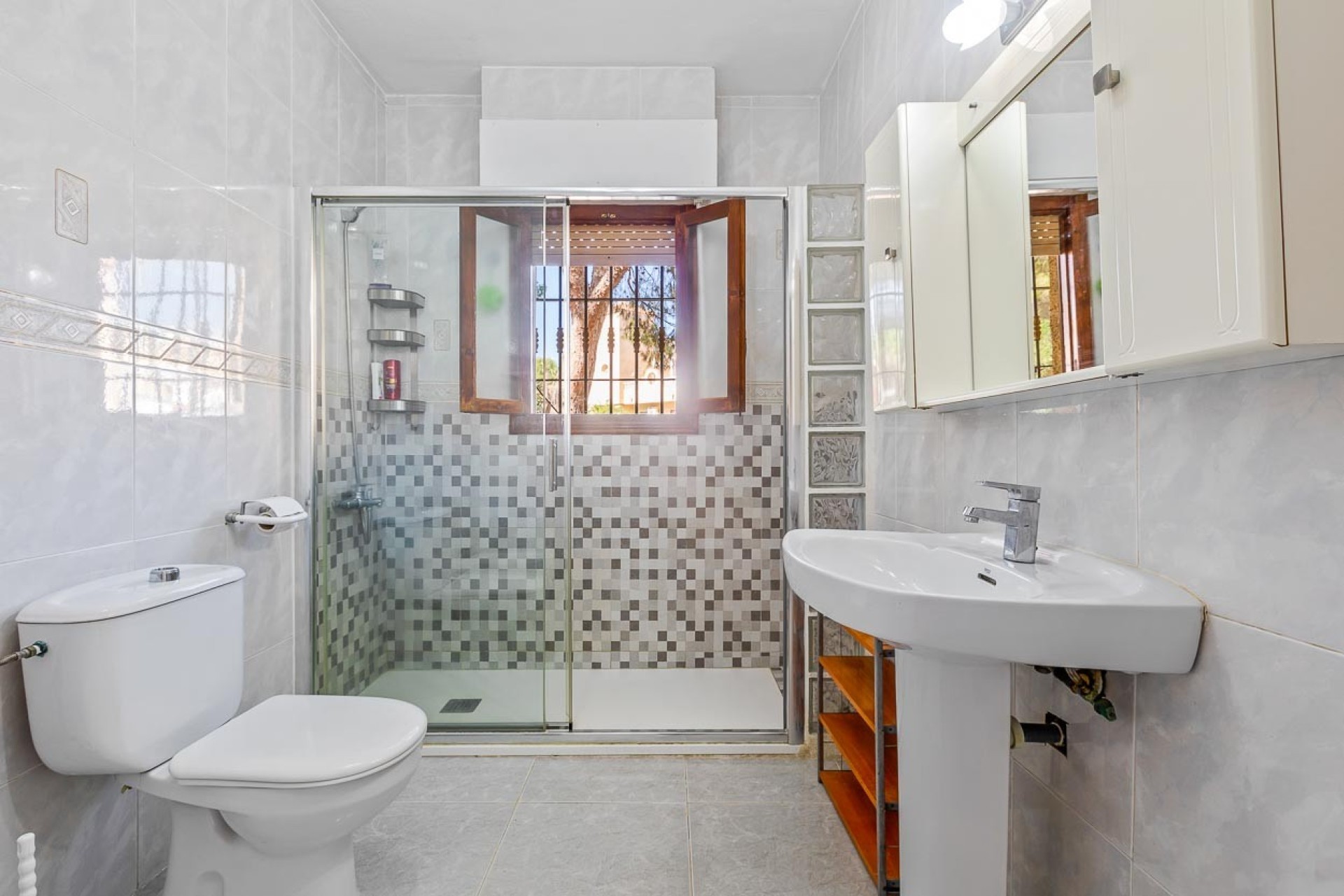 Herverkoop - Villa - Villamartín - Res. Las Filipinas