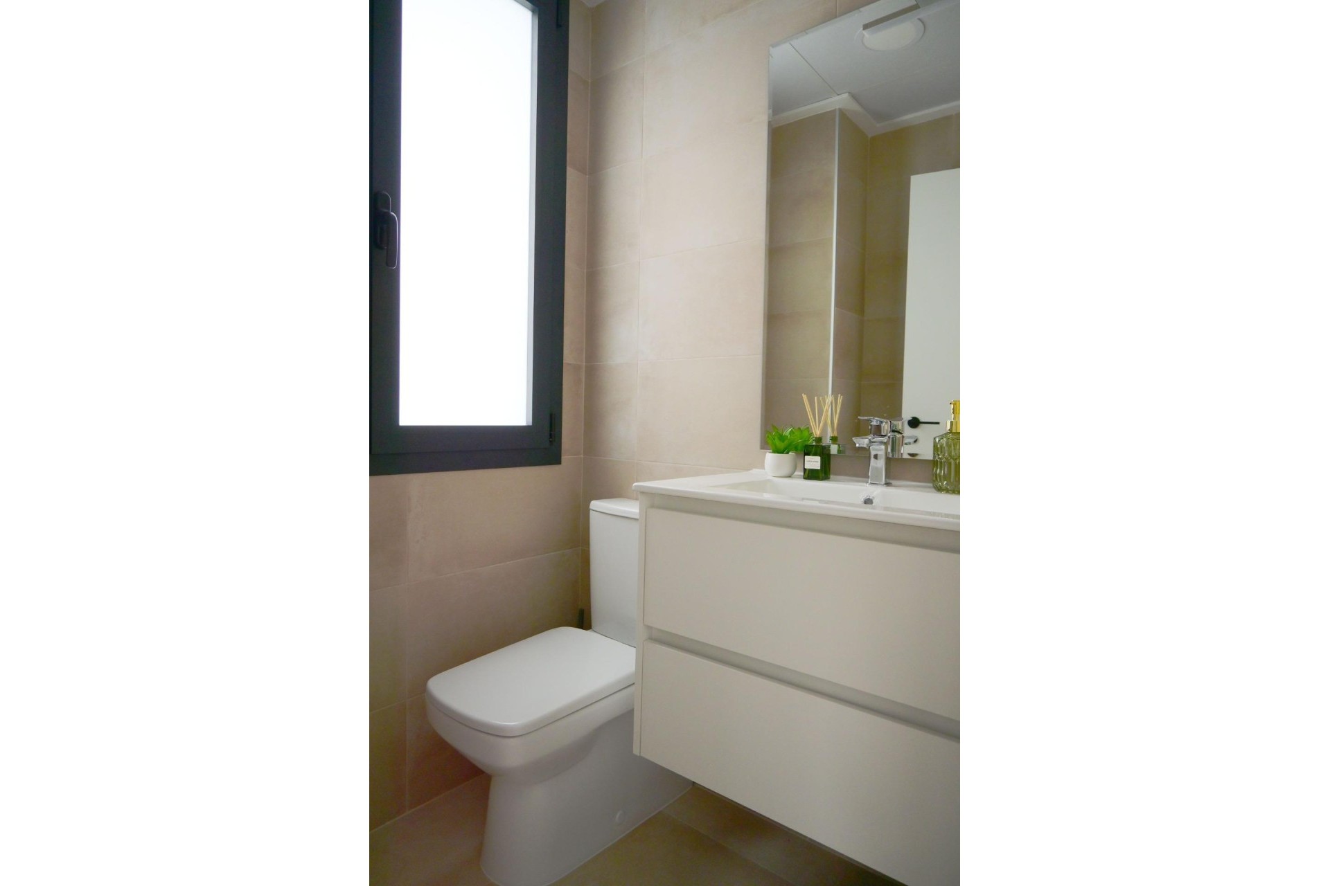 Obra nueva - Villa - Dolores - polideportivo