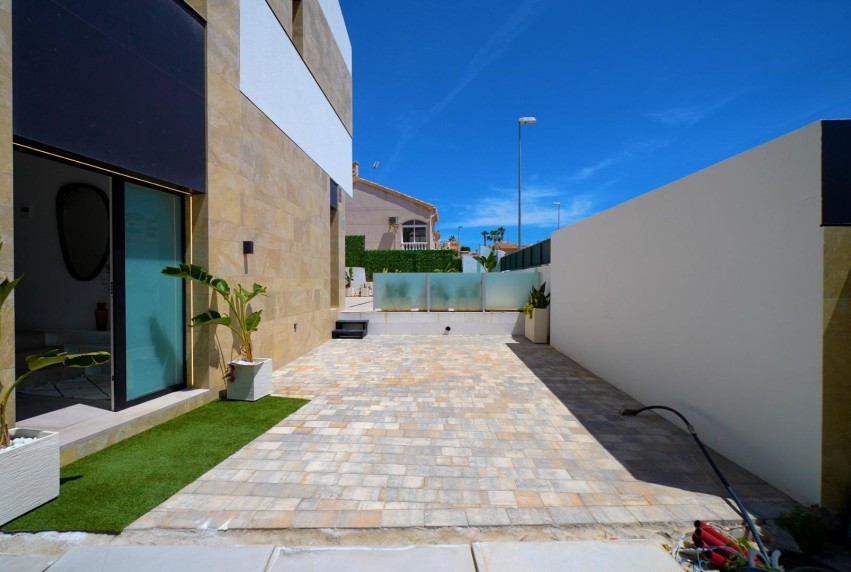 Obra nueva - Villa - Orihuela Costa - Los Altos
