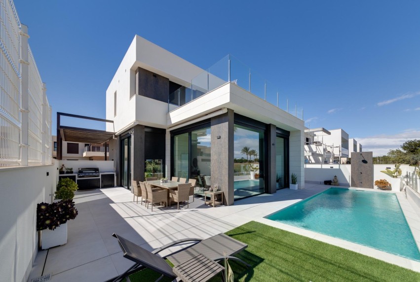 Obra nueva - Villa - Pilar de la Horadada - Roda Golf
