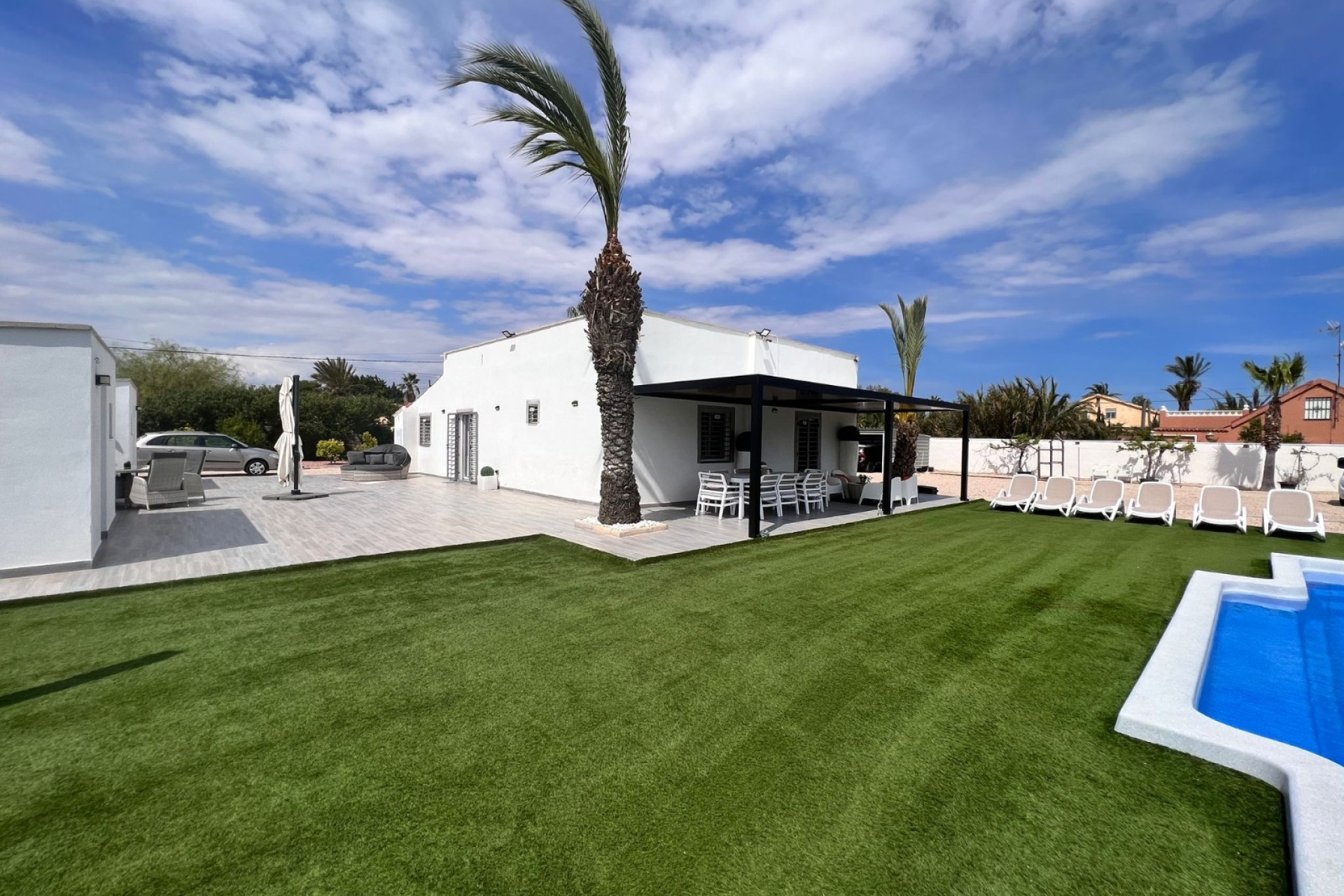 Resale - 5. Finca / Country Property - Elche - La Marina