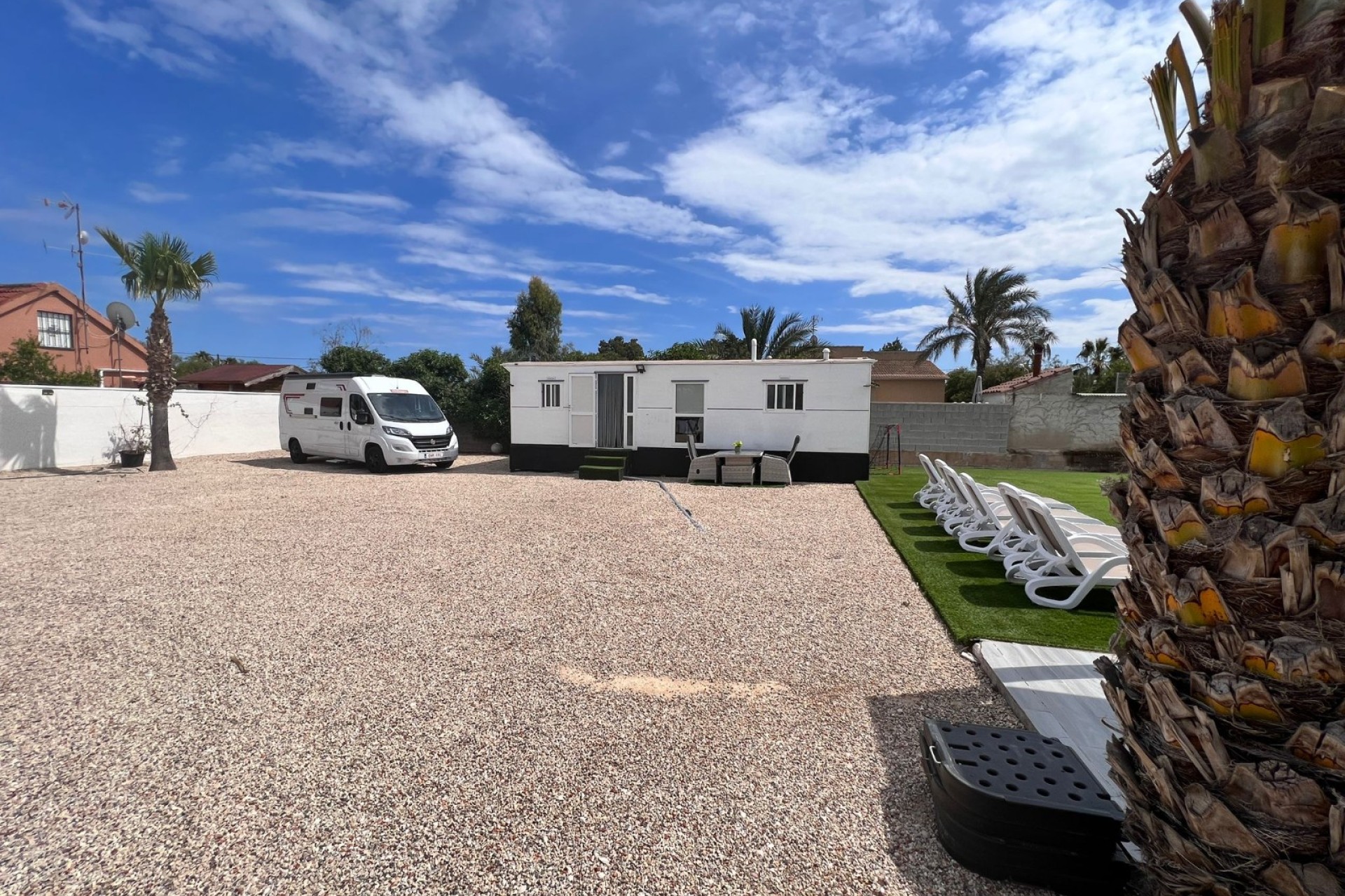 Resale - 5. Finca / Country Property - Elche - La Marina