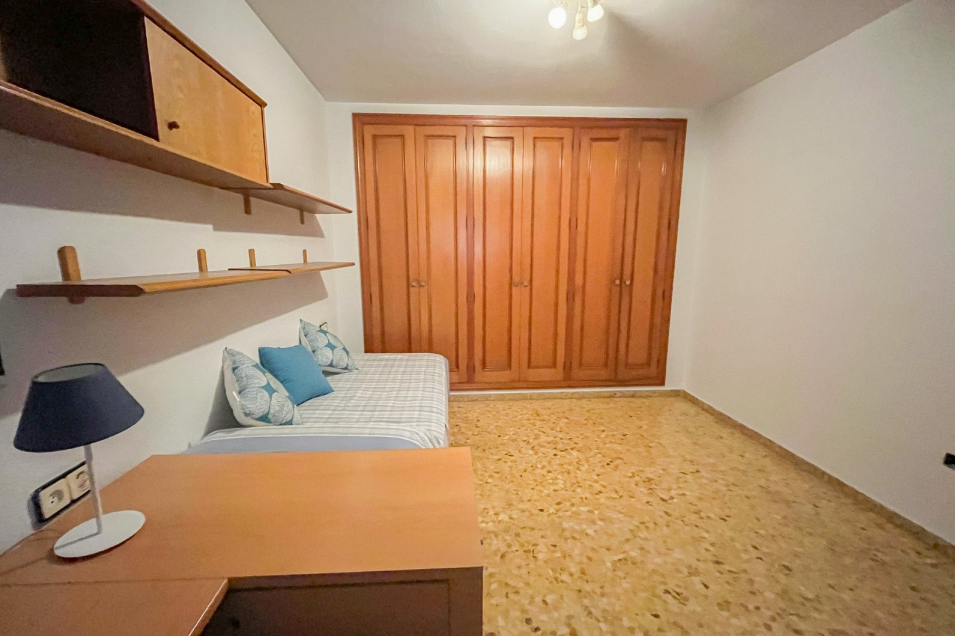 Resale - Apartment - Alicante - Center