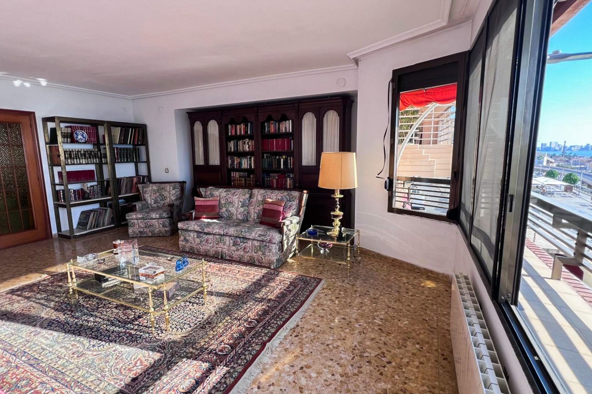 Resale - Apartment - Alicante - Center