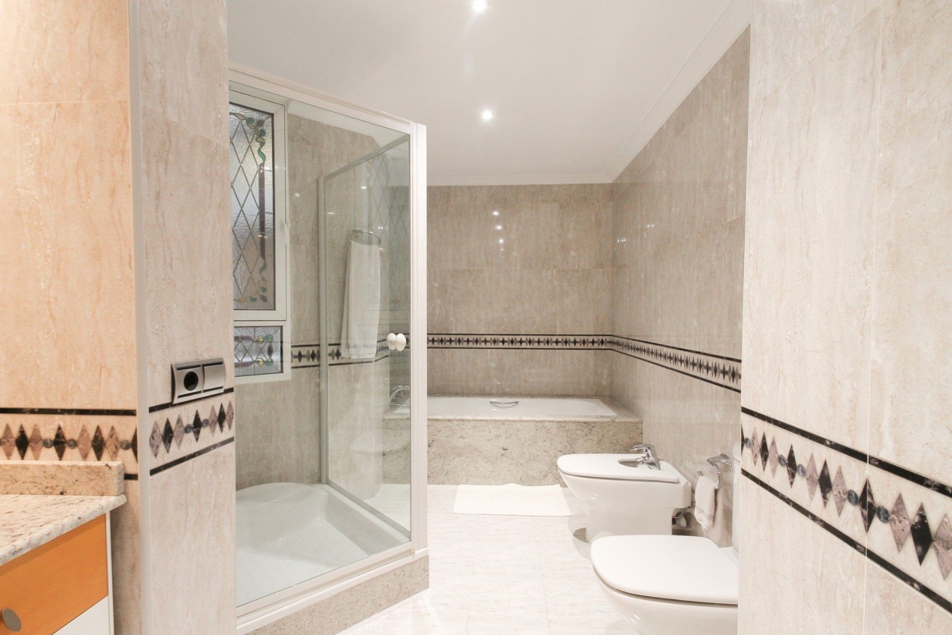 Resale - Apartment - Alicante - Center