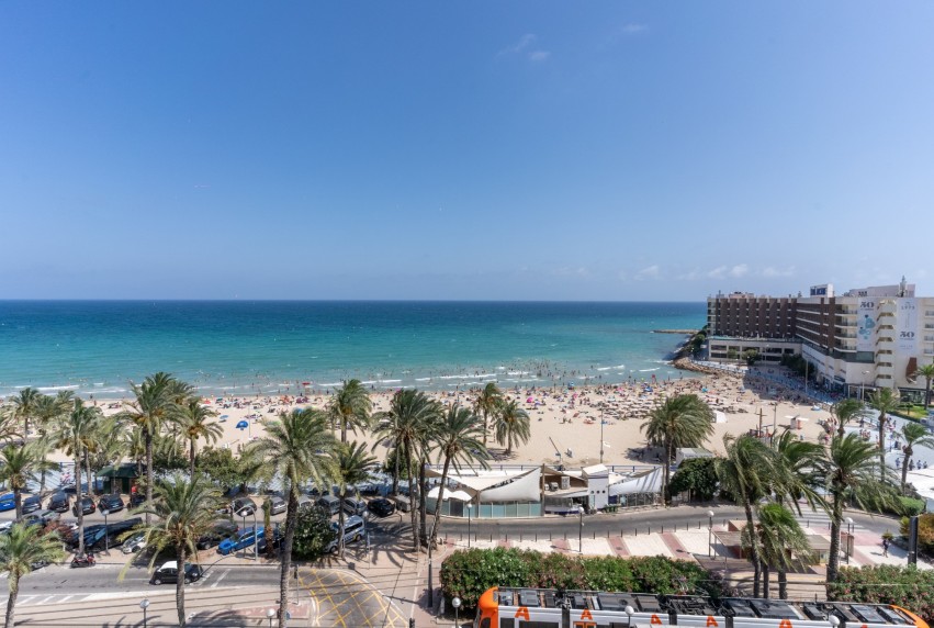 Resale - Apartment - Alicante - - Centro  -