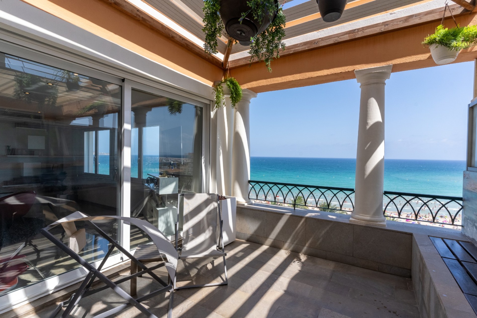 Resale - Apartment - Alicante - - Centro  -