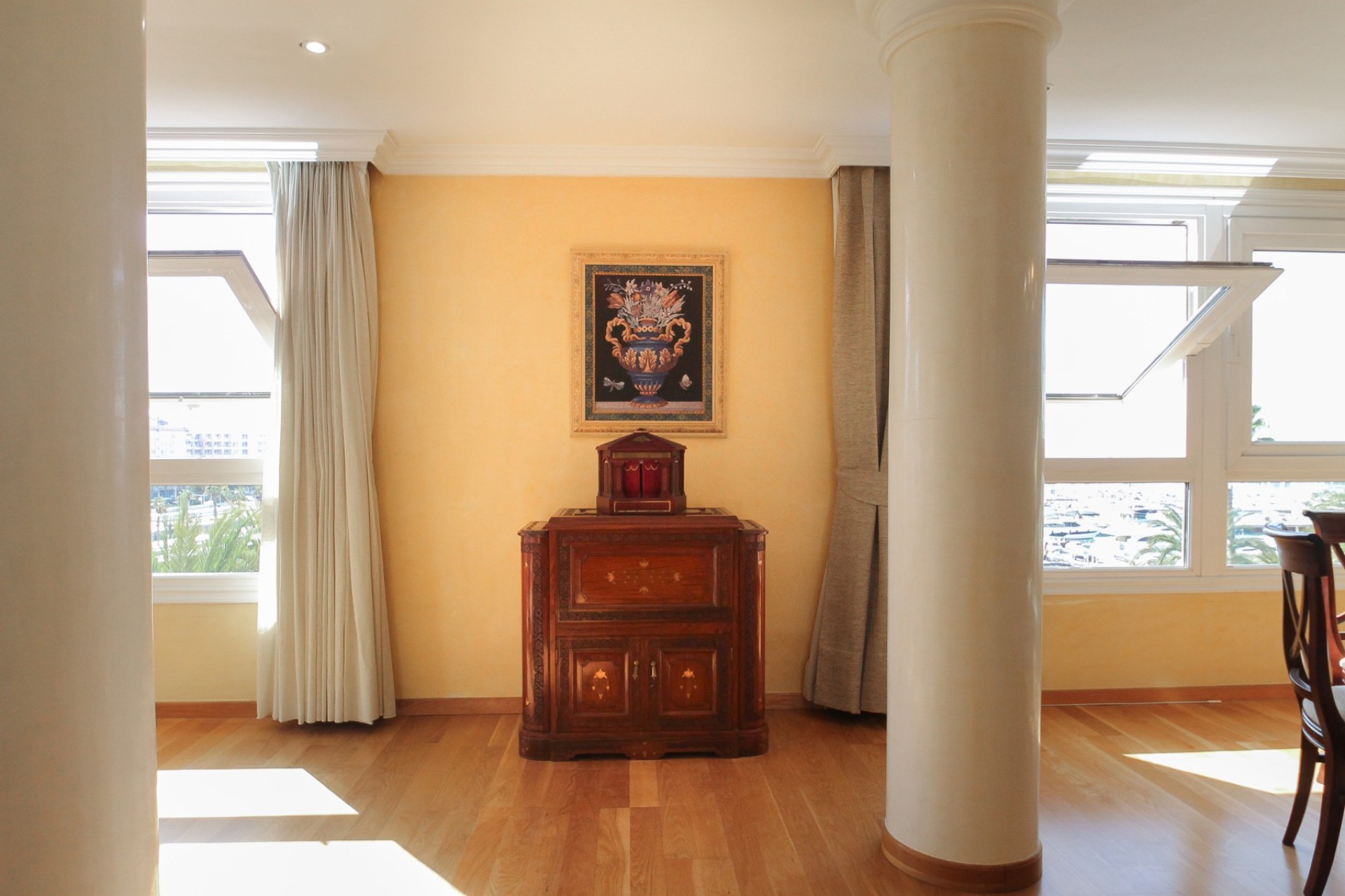 Resale - Apartment - Alicante - - Centro  -