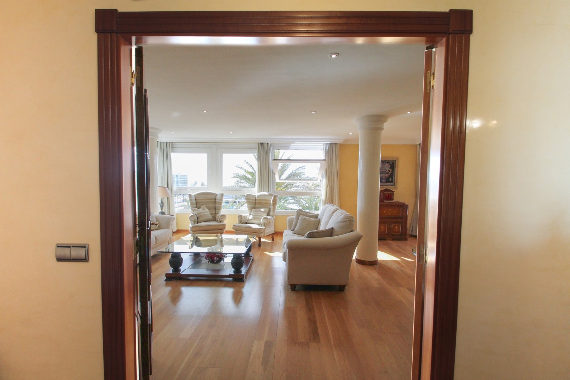 Resale - Apartment - Alicante - - Centro  -