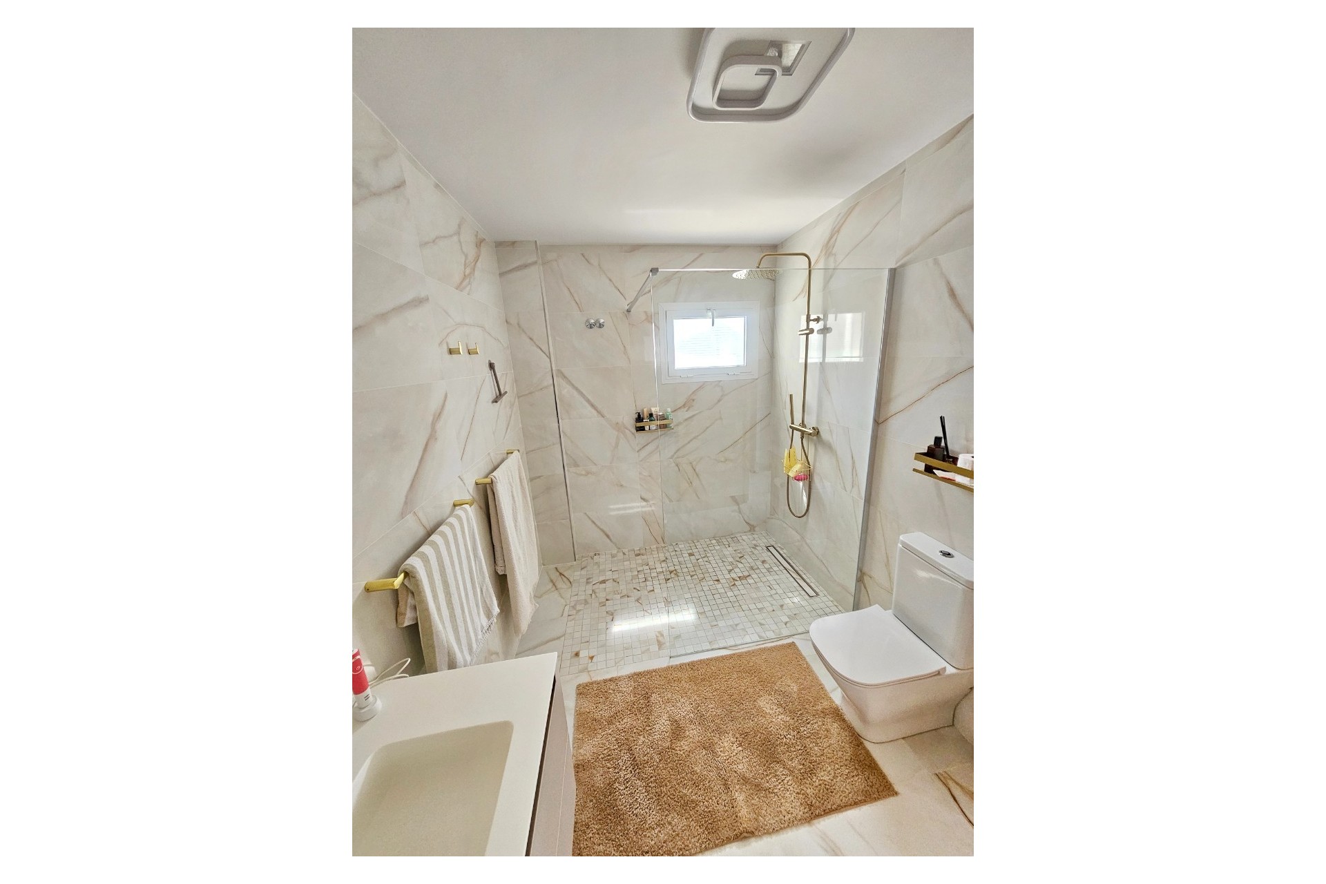 Resale - Apartment - Altea