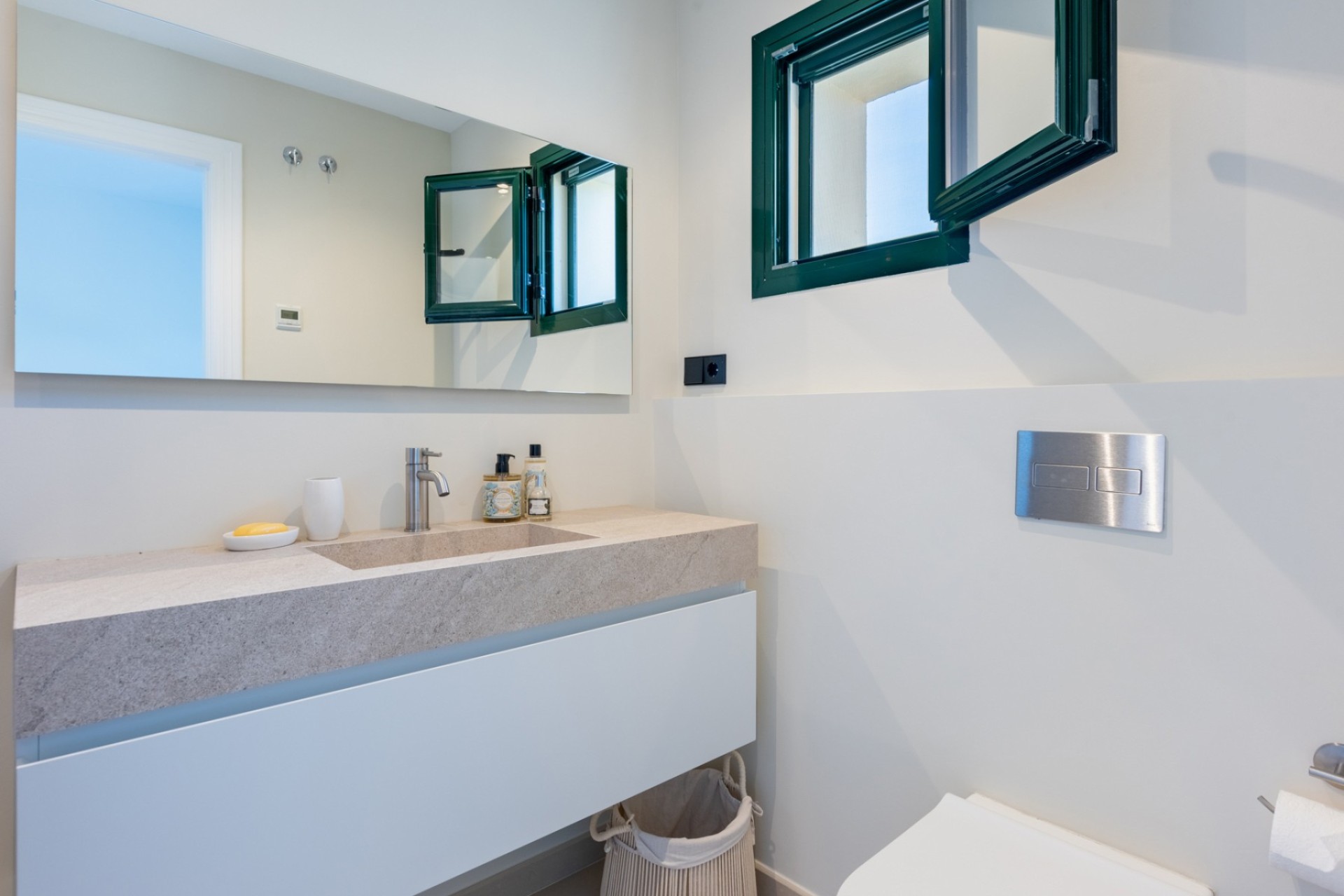 Resale - Apartment - Benahavis