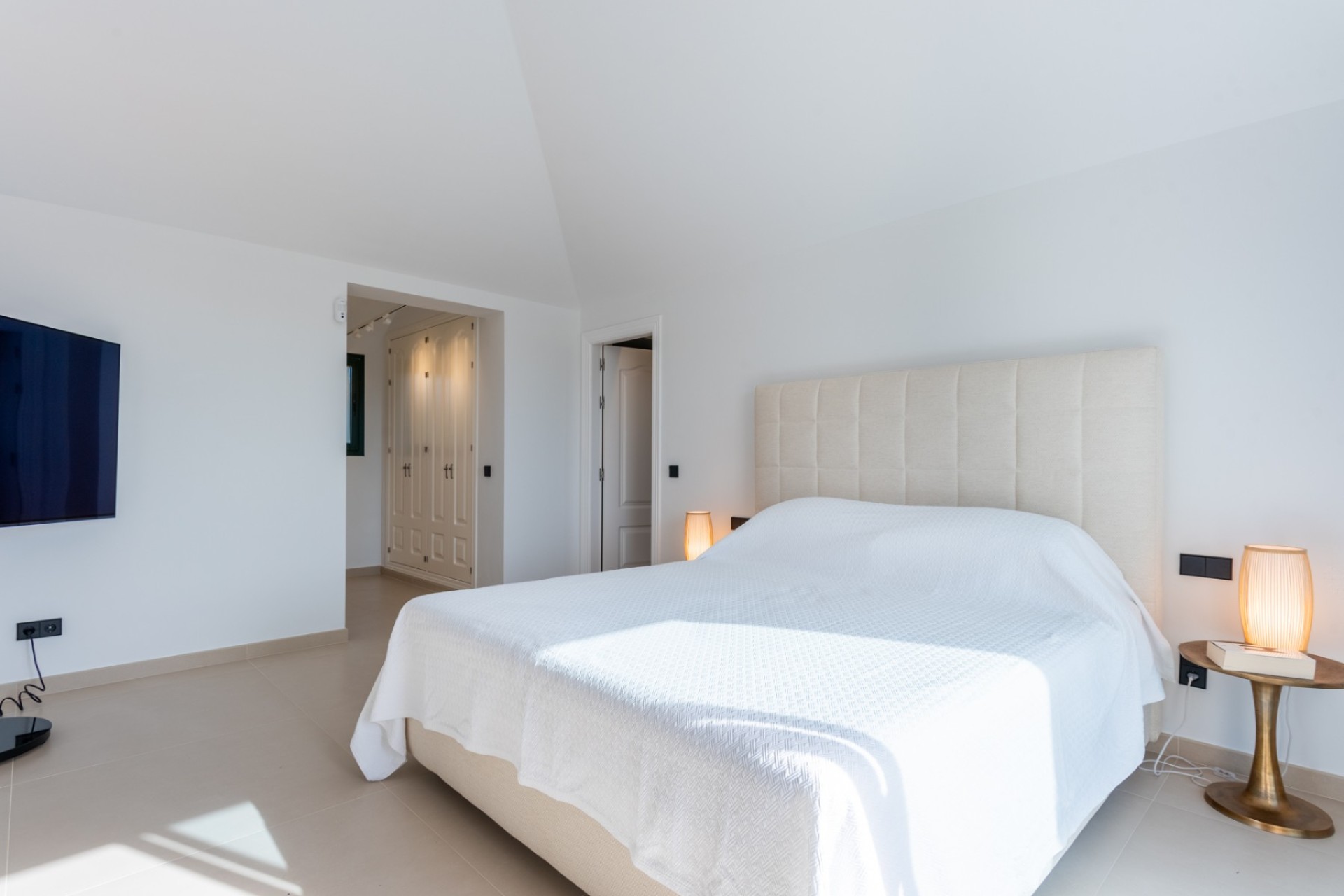 Resale - Apartment - Benahavis