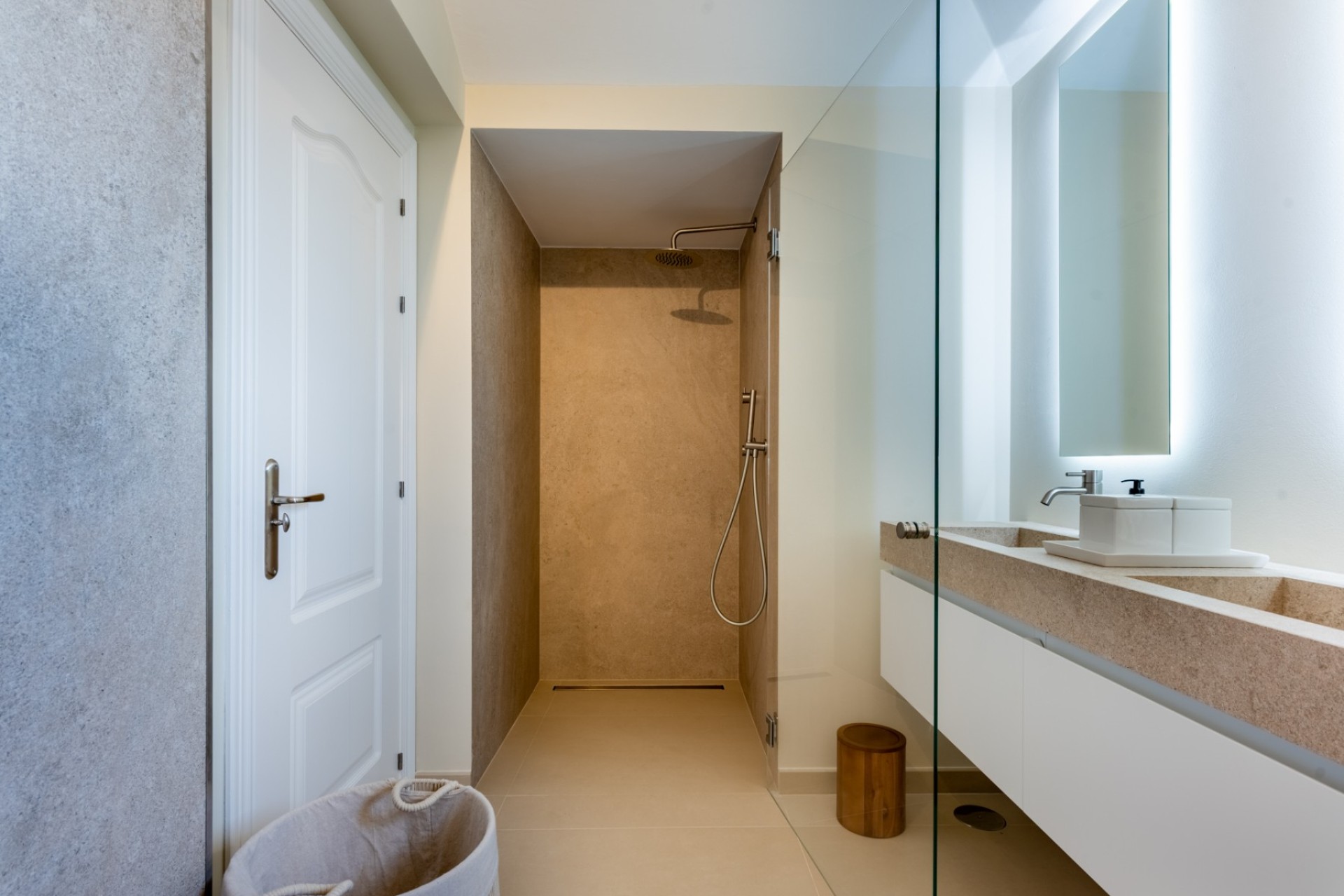 Resale - Apartment - Benahavis