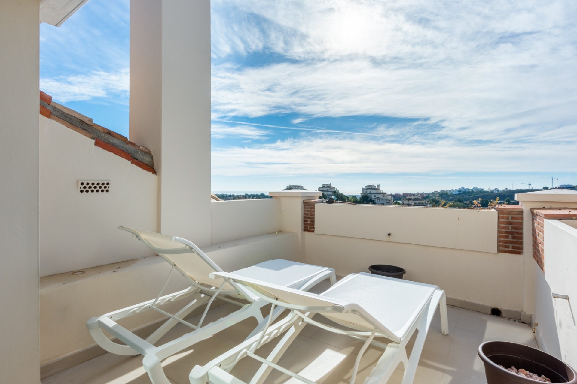 Resale - Apartment - Benahavis