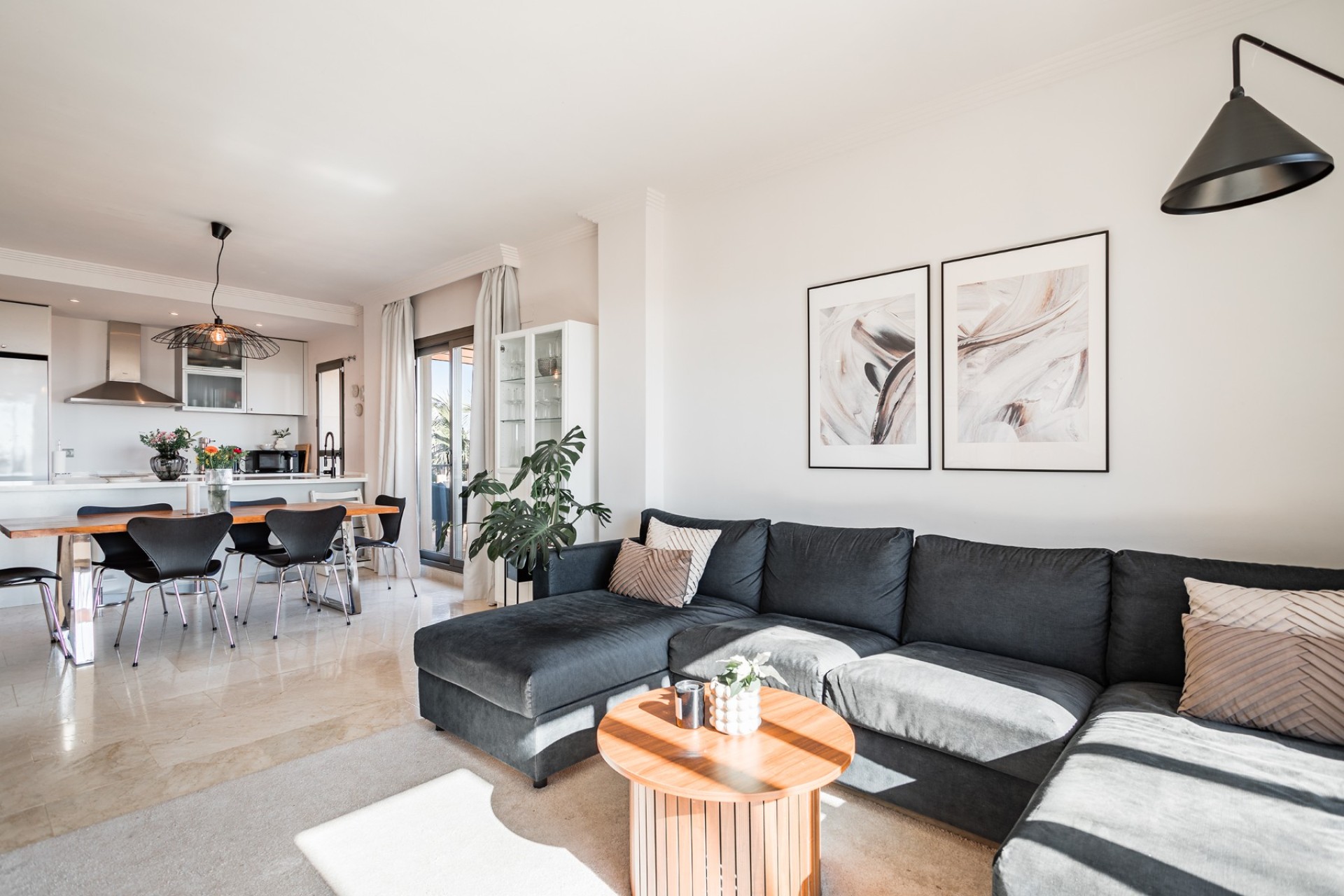 Resale - Apartment - Benahavis