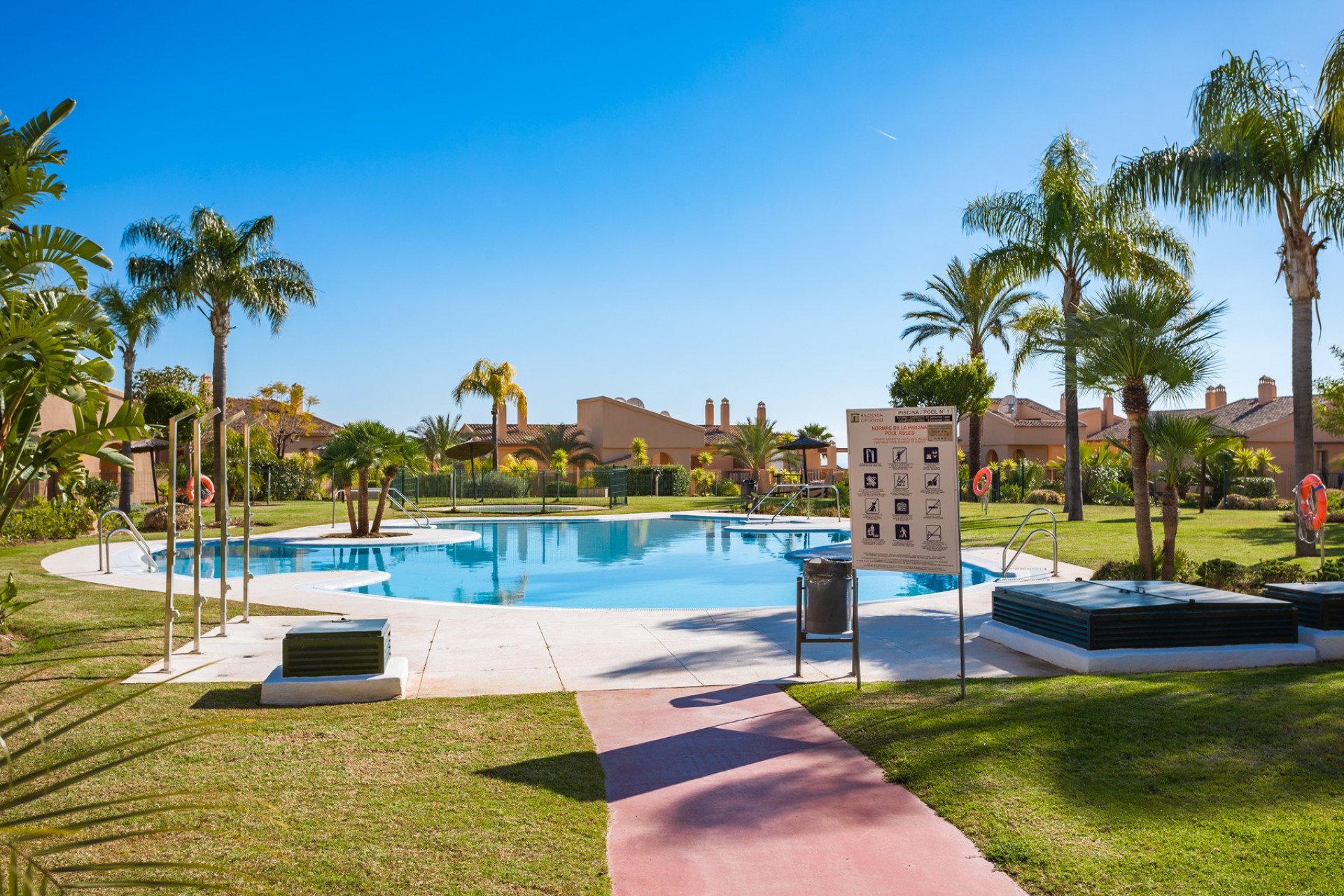 Resale - Apartment - Benahavis