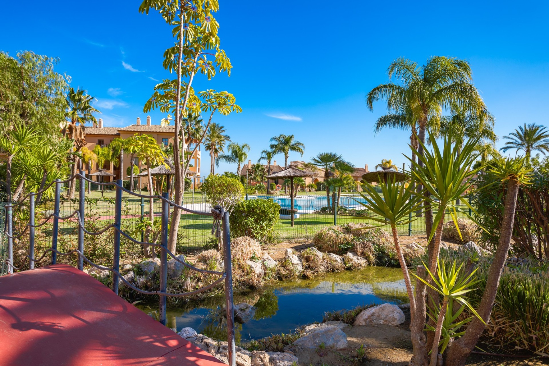 Resale - Apartment - Benahavis