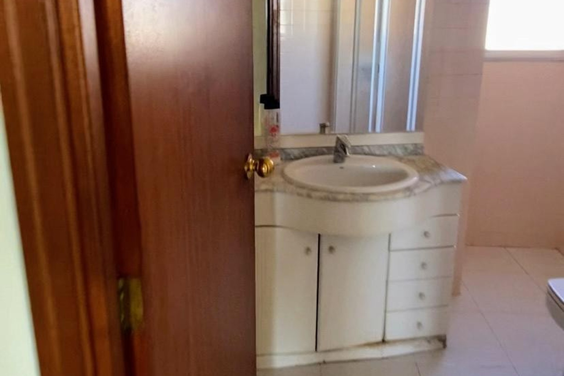 Resale - Apartment - Benidorm - 1ª Linea