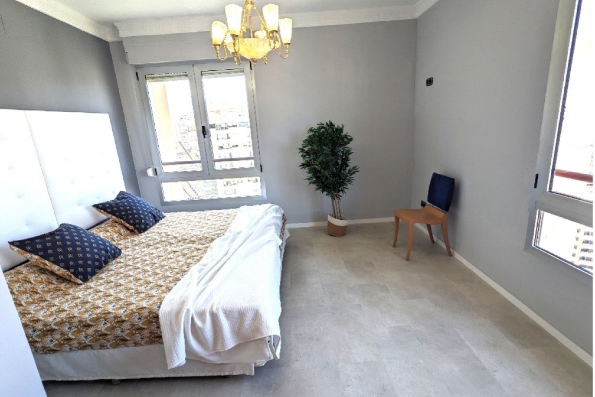 Resale - Apartment - Benidorm