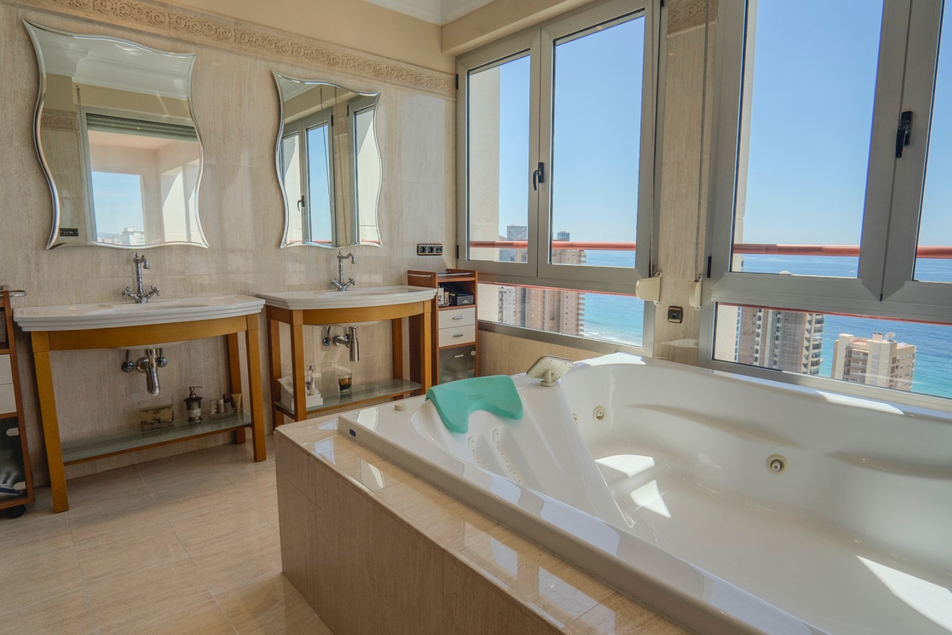 Resale - Apartment - Benidorm