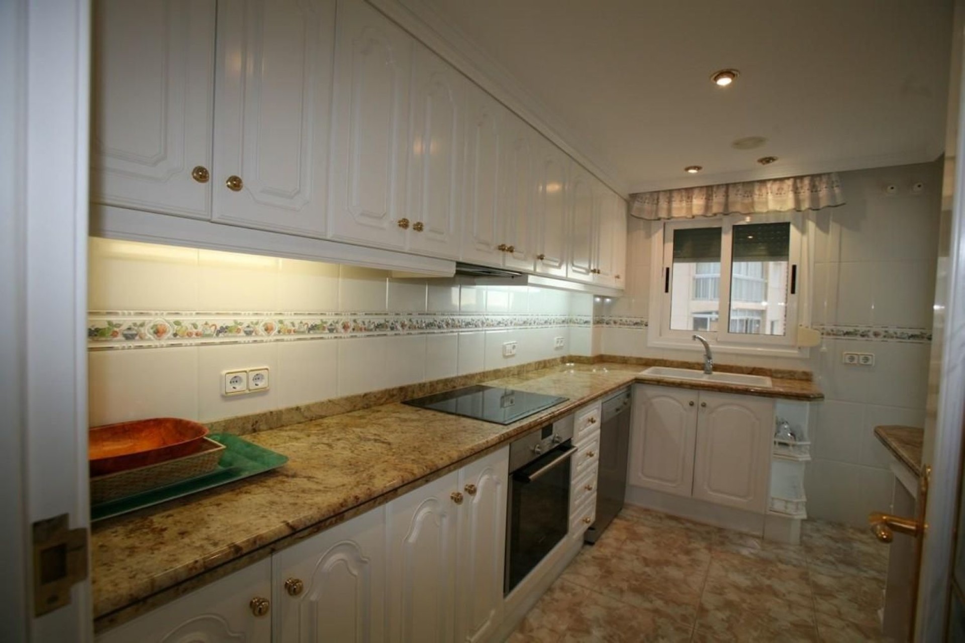 Resale - Apartment - Calpe - Playa De Arenal