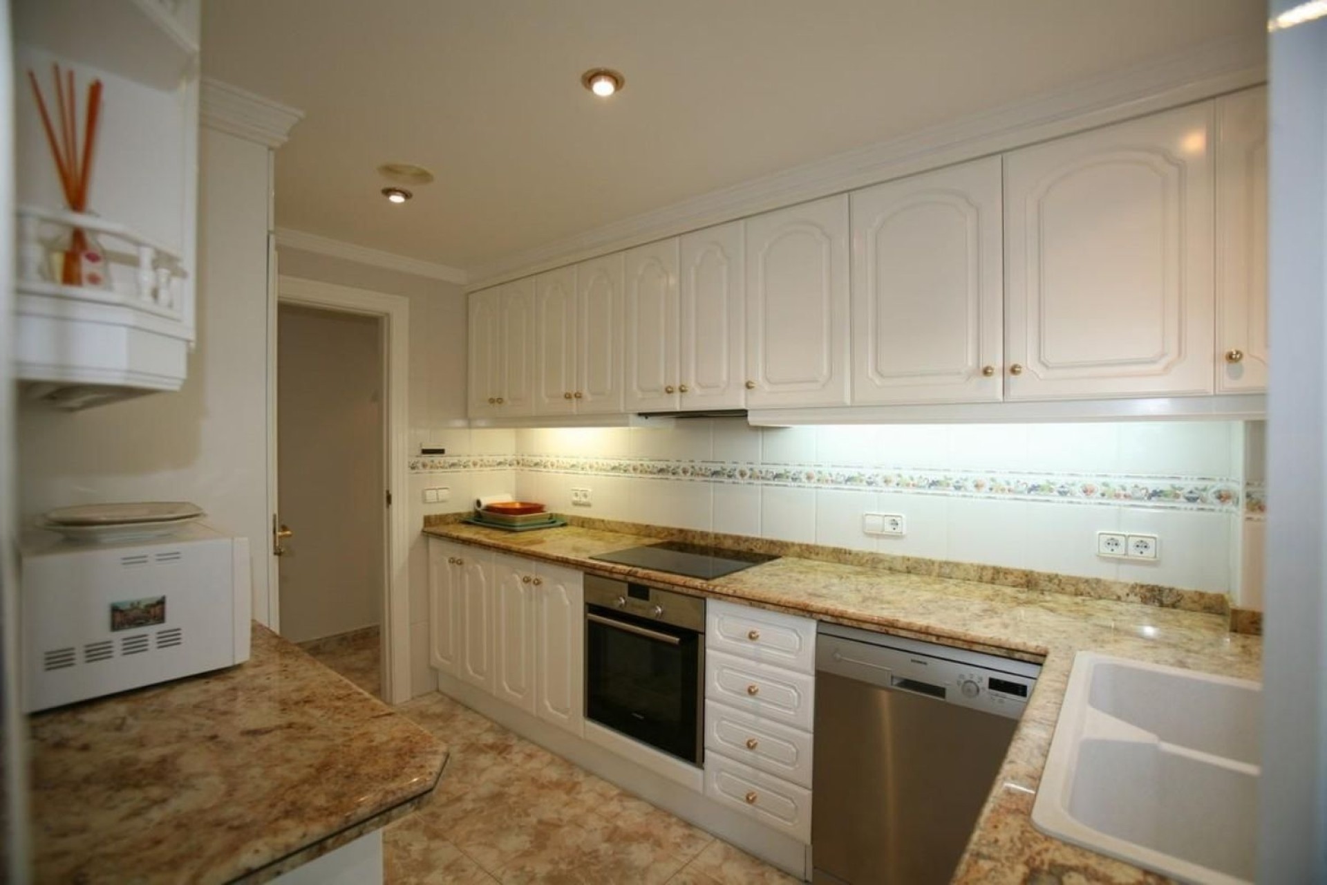 Resale - Apartment - Calpe - Playa De Arenal