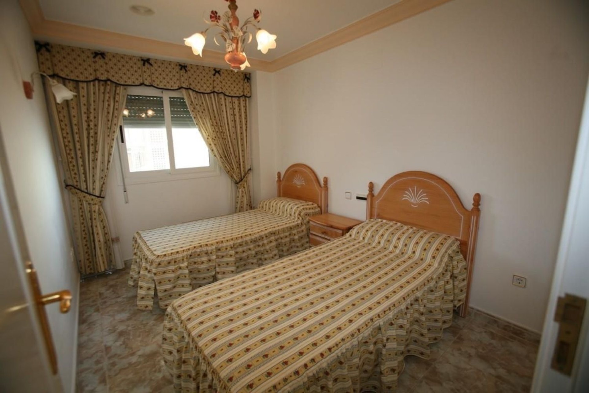 Resale - Apartment - Calpe - Playa De Arenal