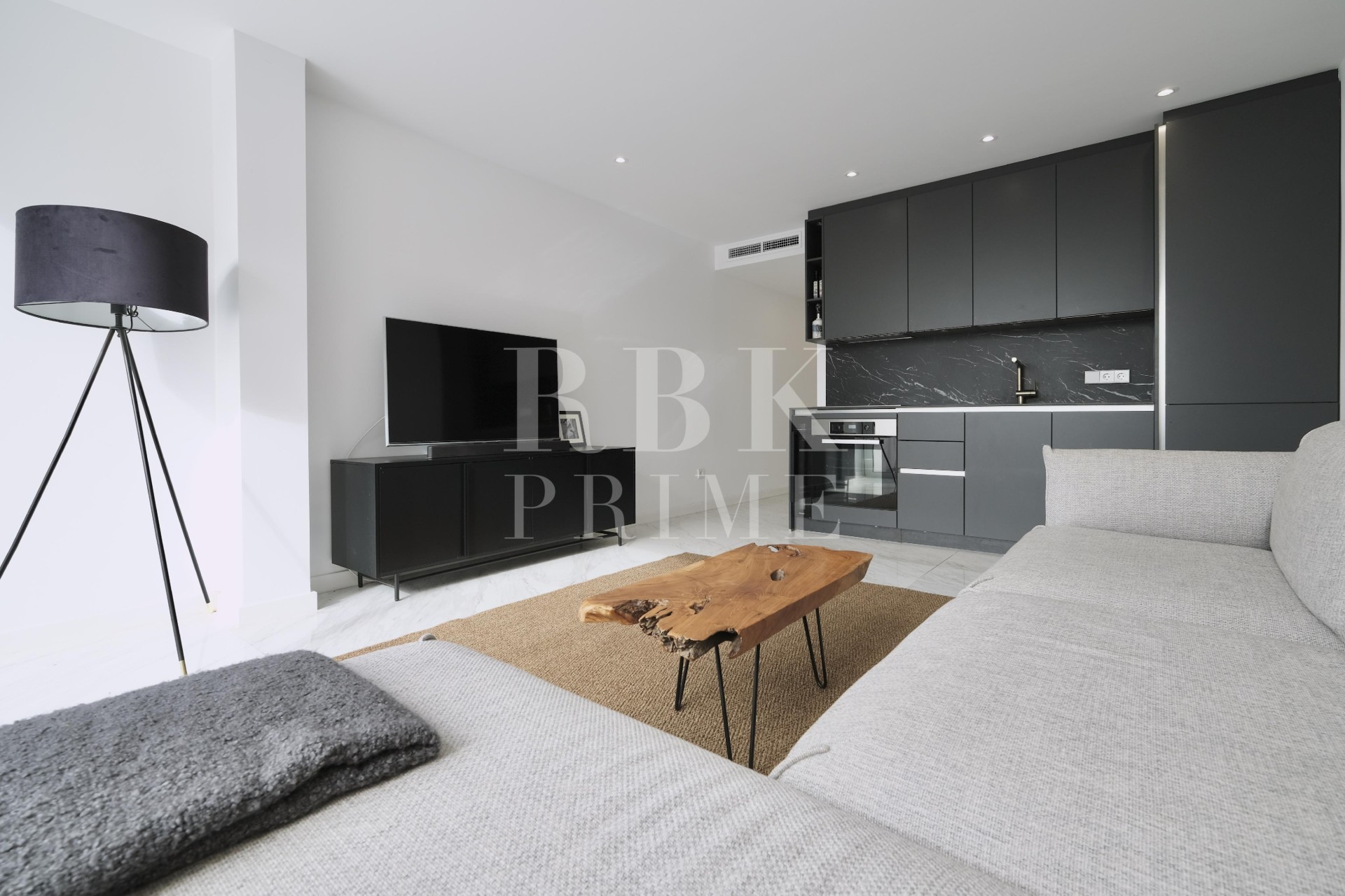 Resale - Apartment - Calvià - Portals Nous