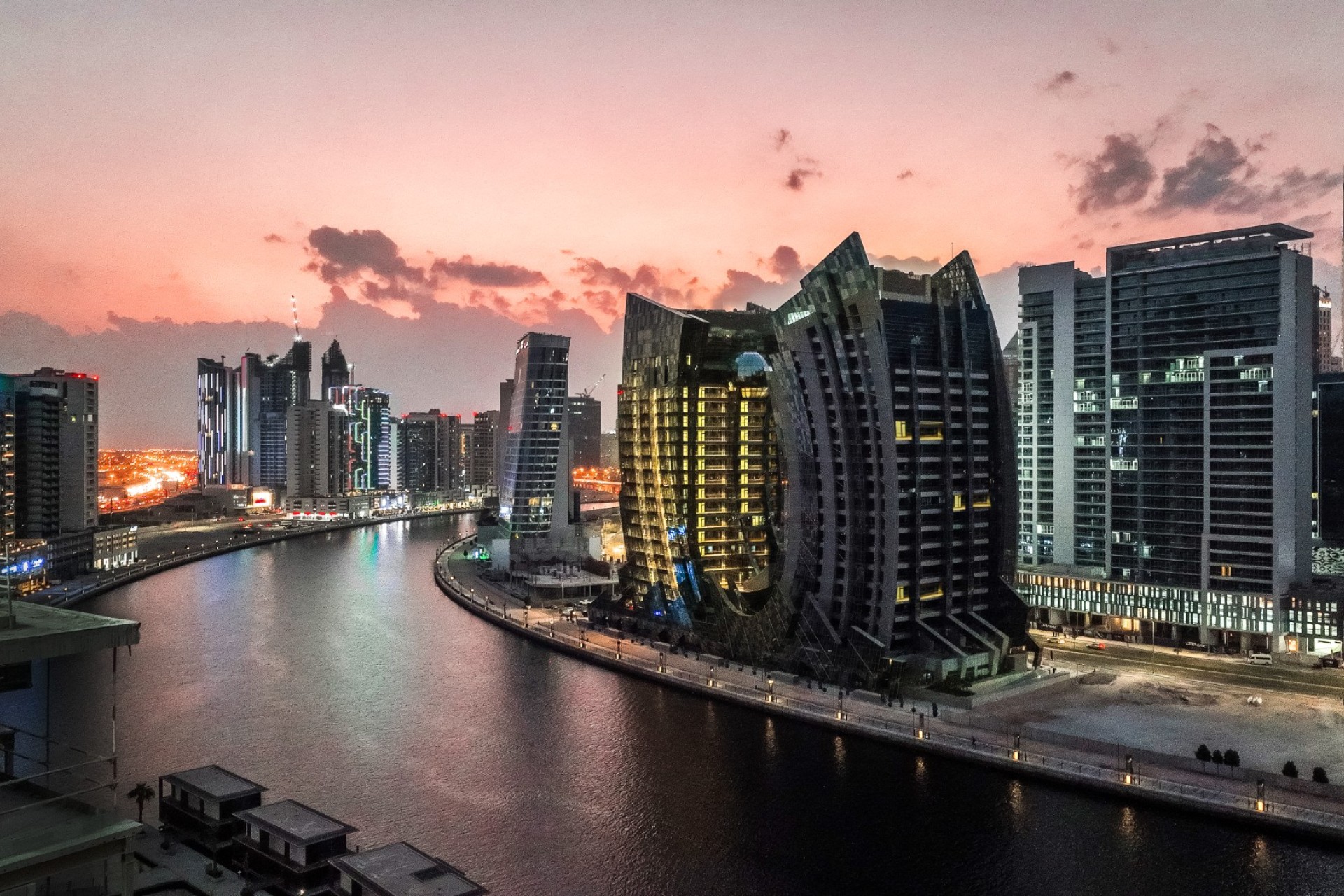 Resale - Apartment - Dubai