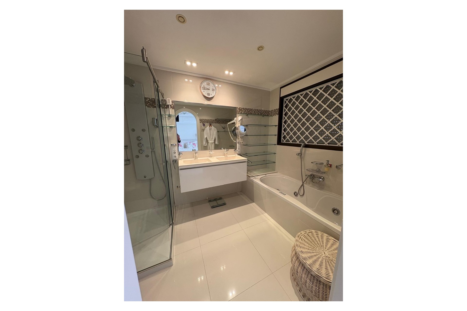 Resale - Apartment - Guardamar del Segura - Marjal Beach