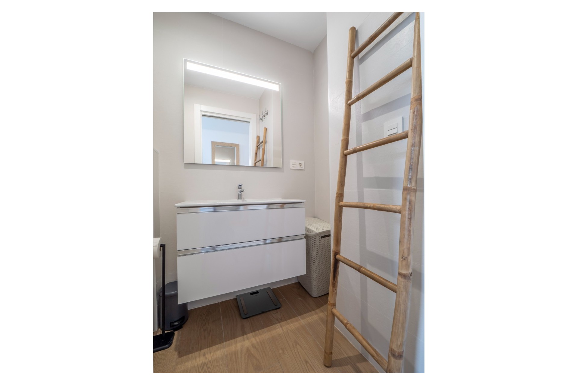 Resale - Apartment - Jávea - El Arenal