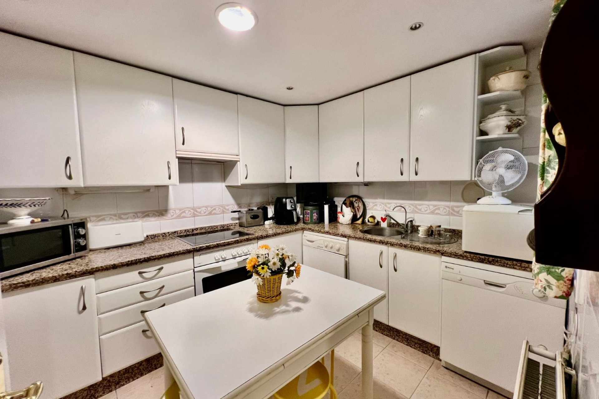 Resale - Apartment - Marbella - Guadalmina Alta