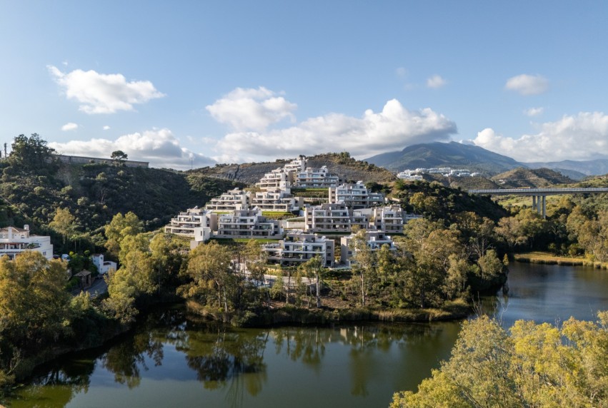 Resale - Apartment - Marbella - Nueva Andalucía