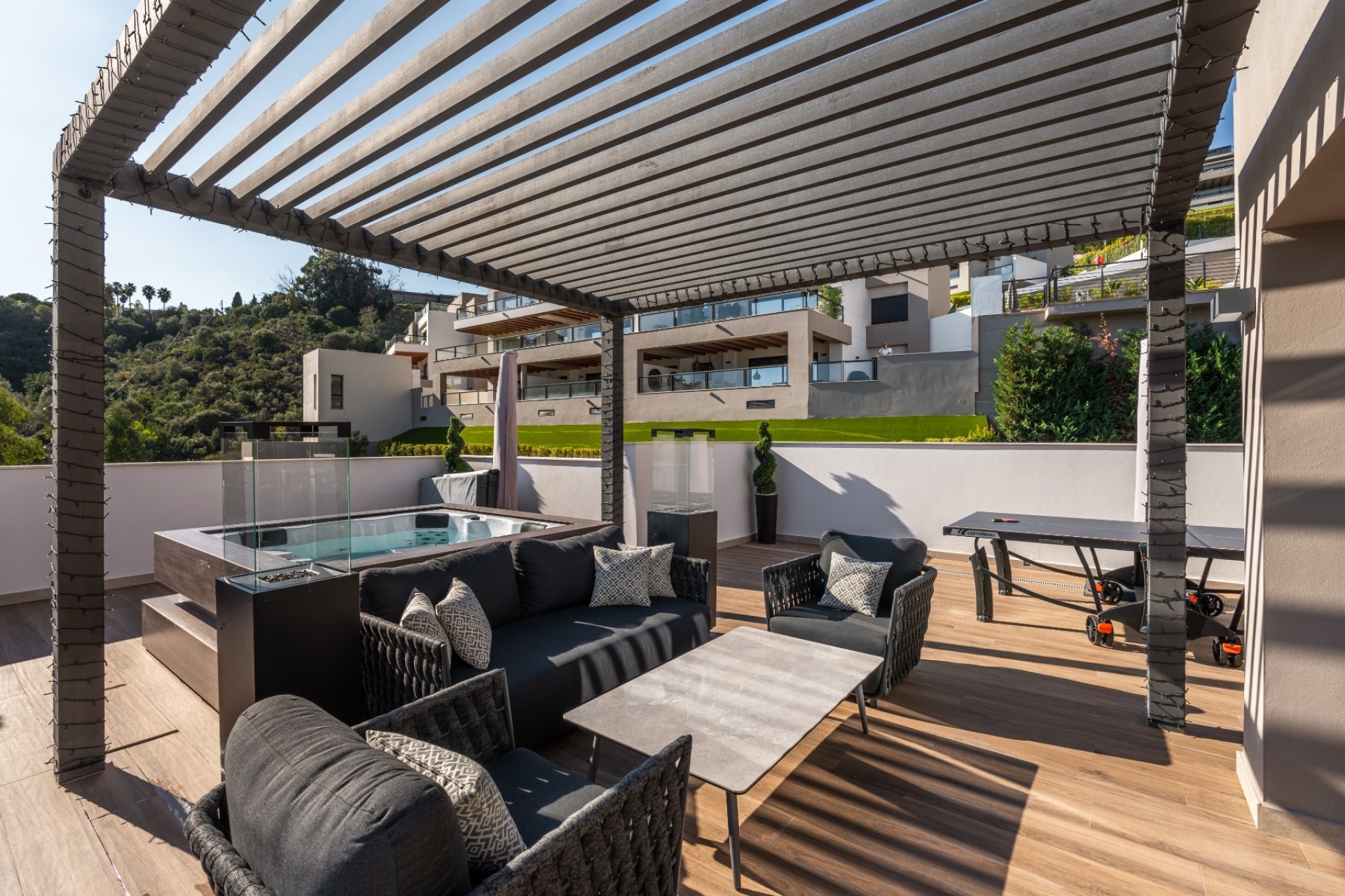 Resale - Apartment - Marbella - Nueva Andalucía