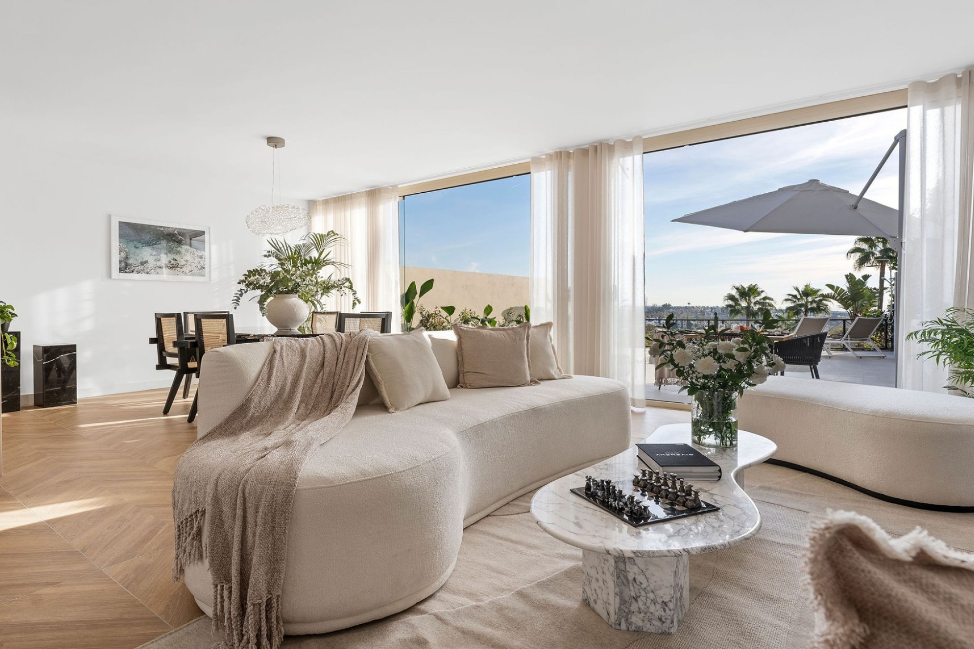 Resale - Apartment - Marbella - Nueva Andalucía