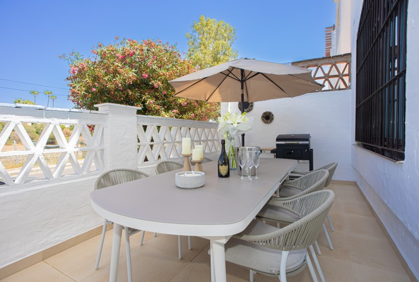 Resale - Apartment - Marbella - Nueva Andalucía