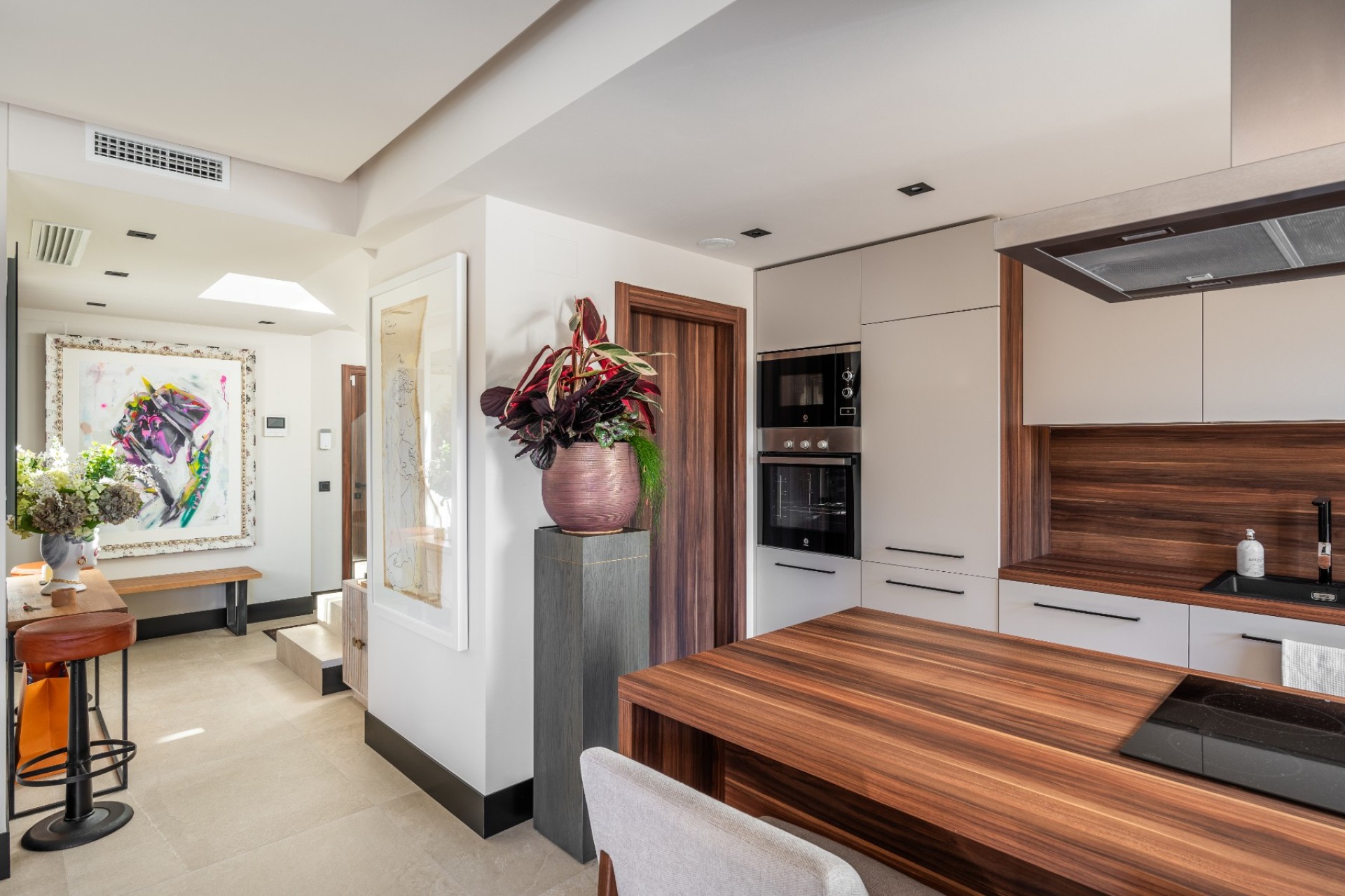 Resale - Apartment - Marbella - Nueva Andalucía