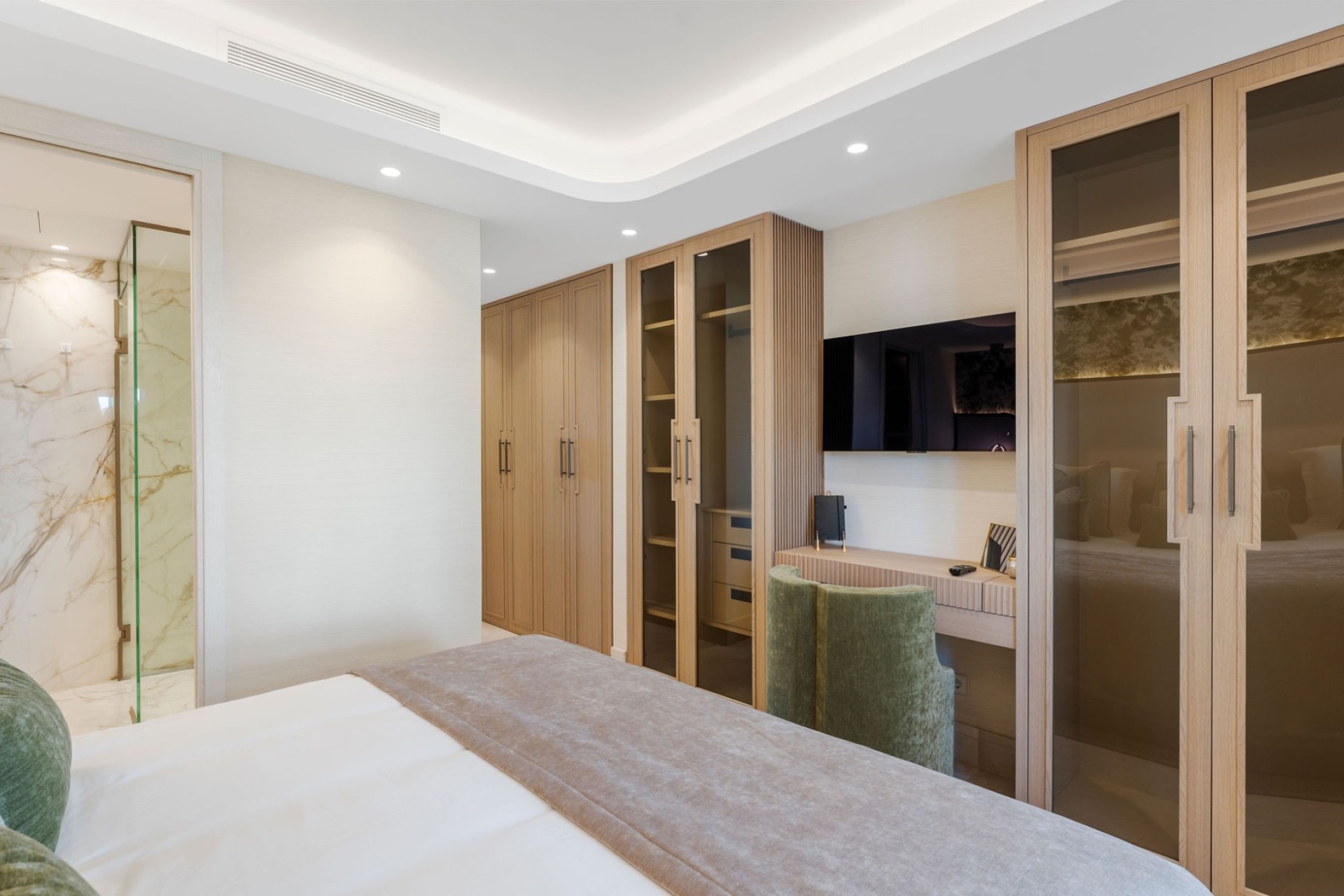 Resale - Apartment - Marbella