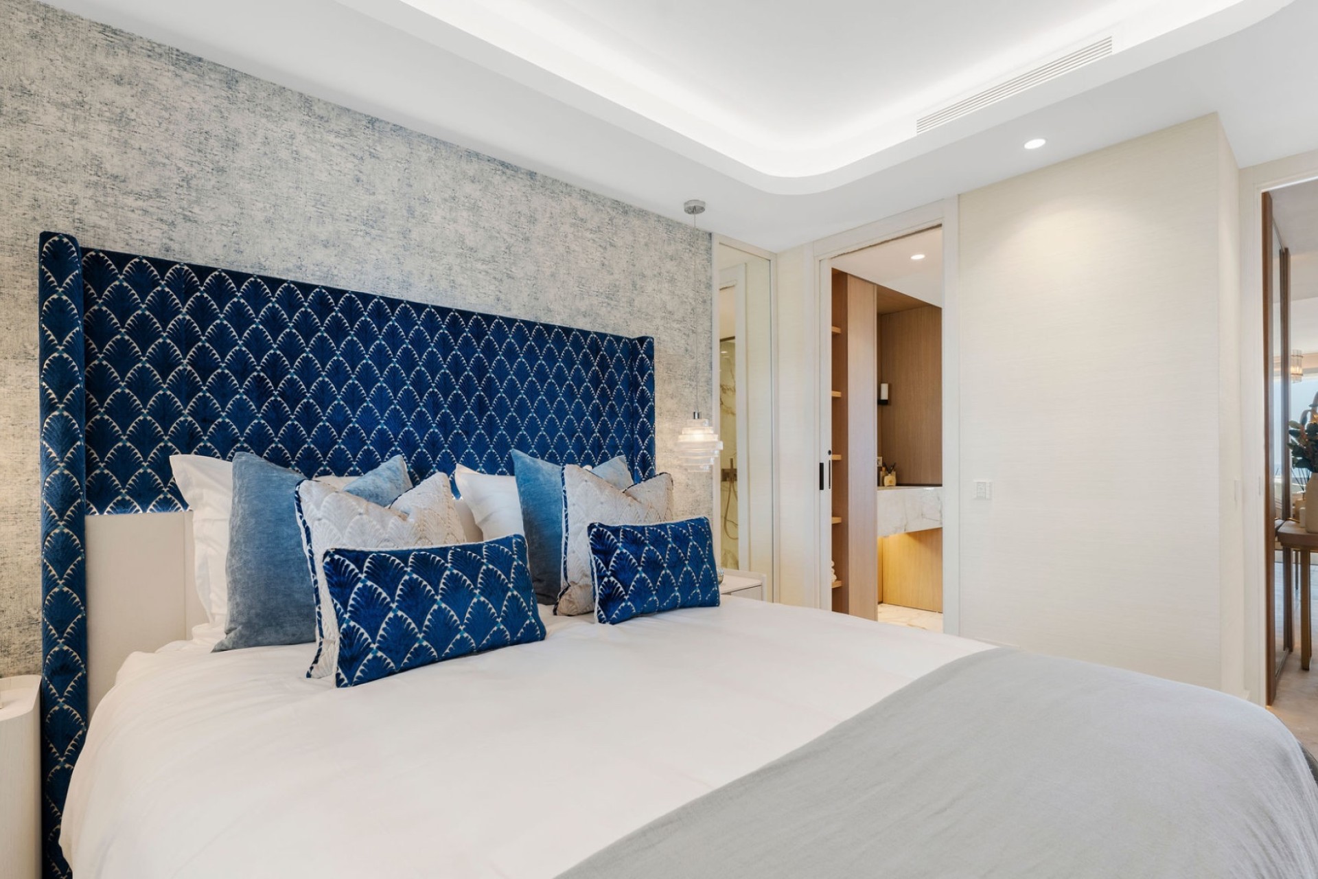 Resale - Apartment - Marbella