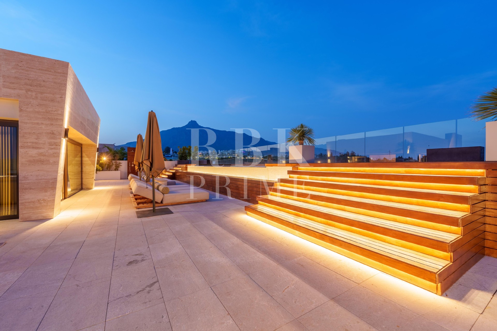 Resale - Apartment - Marbella